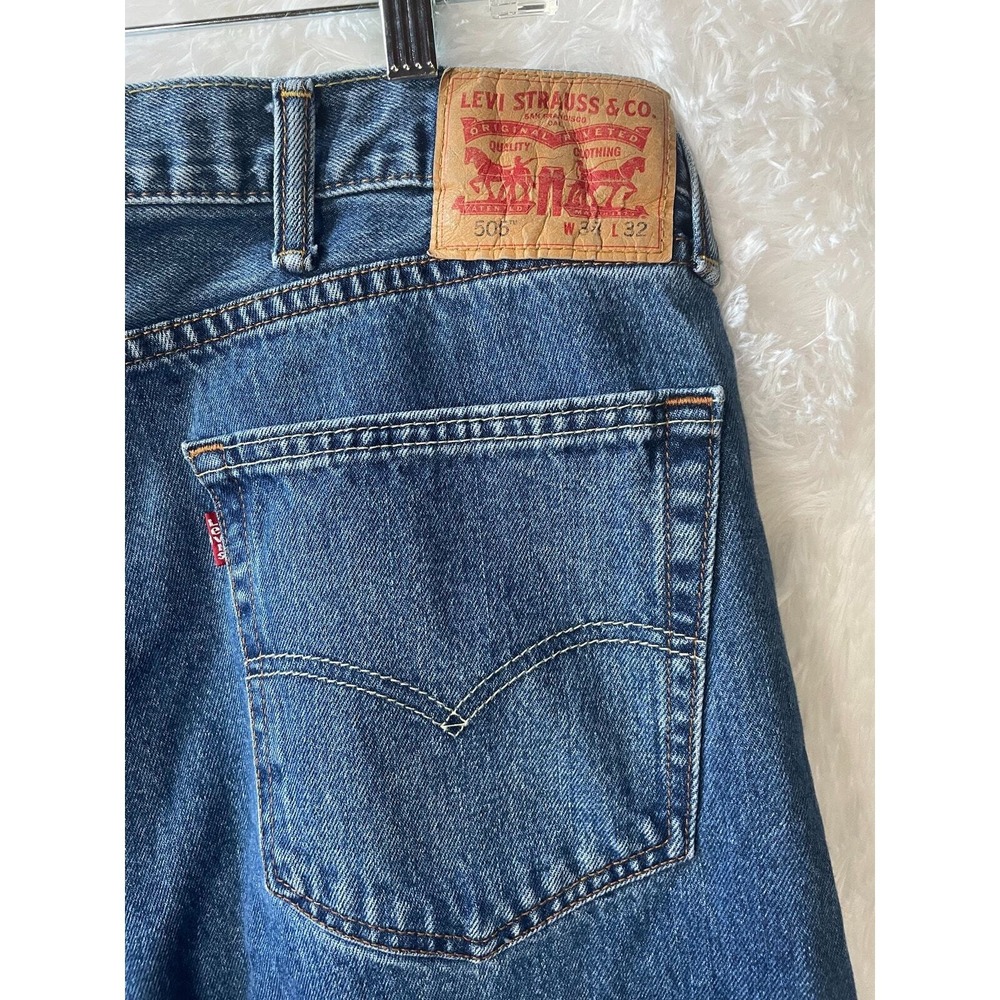 Levi's 505‎ Jeans Men's Size 38x32 Blue Medium Wash - Picture 4 of 6